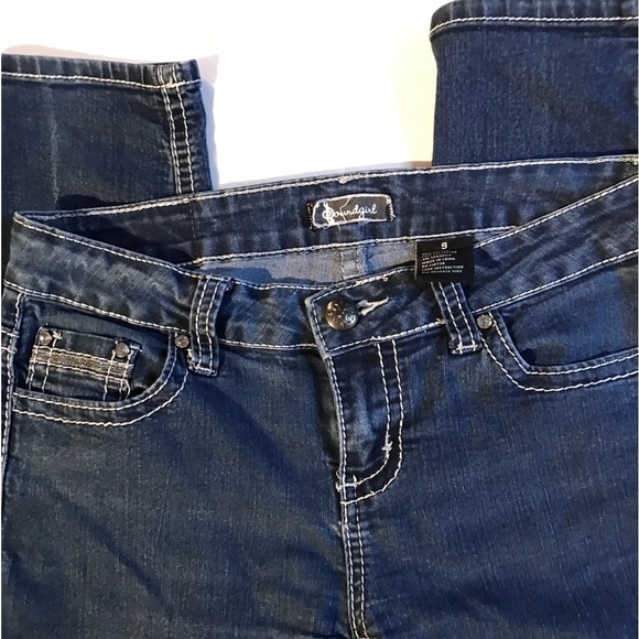 2 PAIRS OF SOUNDGIRL SKINNY JEANS SIZE 7 & 9 BOTH HAVE A WAIST SIZE 30” - Picture 4 of 6
